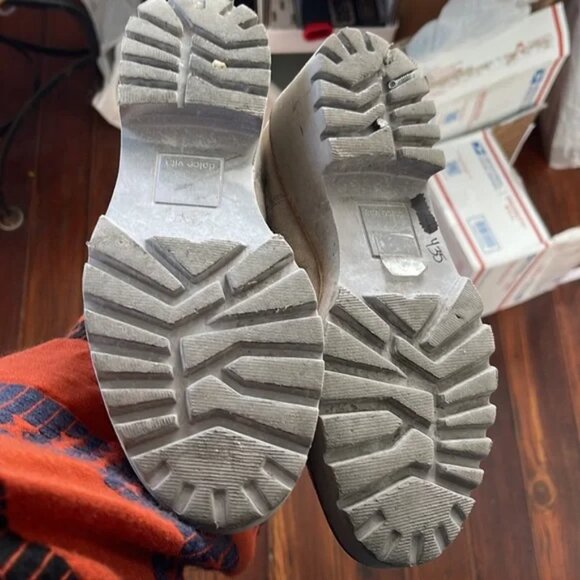 Dolce Vita Reille suede Chelsea ankle bootie - Picture 5 of 6